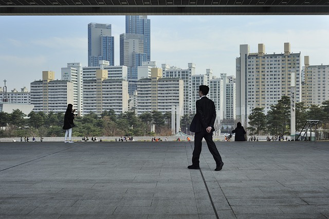 img src=&quot;office_worker_live.jpg&quot;alt=&quot;직장인 자취생의 생활정보&quot;