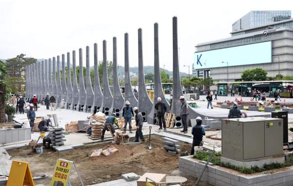 광화문 감사의 정원 완벽 가이드: 예약 방법부터 디자인 논란까지 전문가 분석