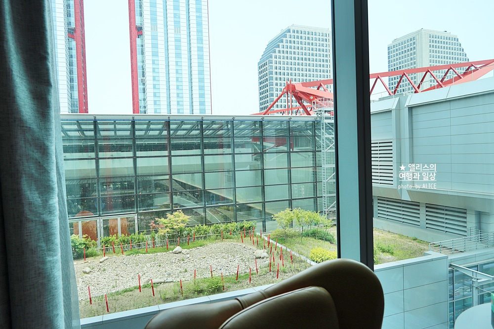 페어몬트 앰배서더 서울, 페어몬트룸 (킹사이즈 베드) 후기