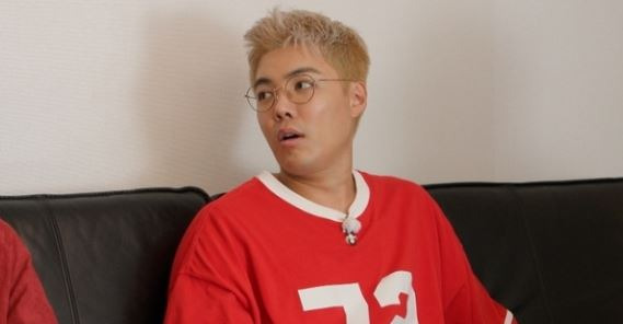 가수 강남 라스