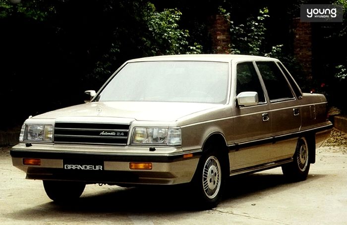 구형 각 그랜져 전면모습 출처 현대자동차