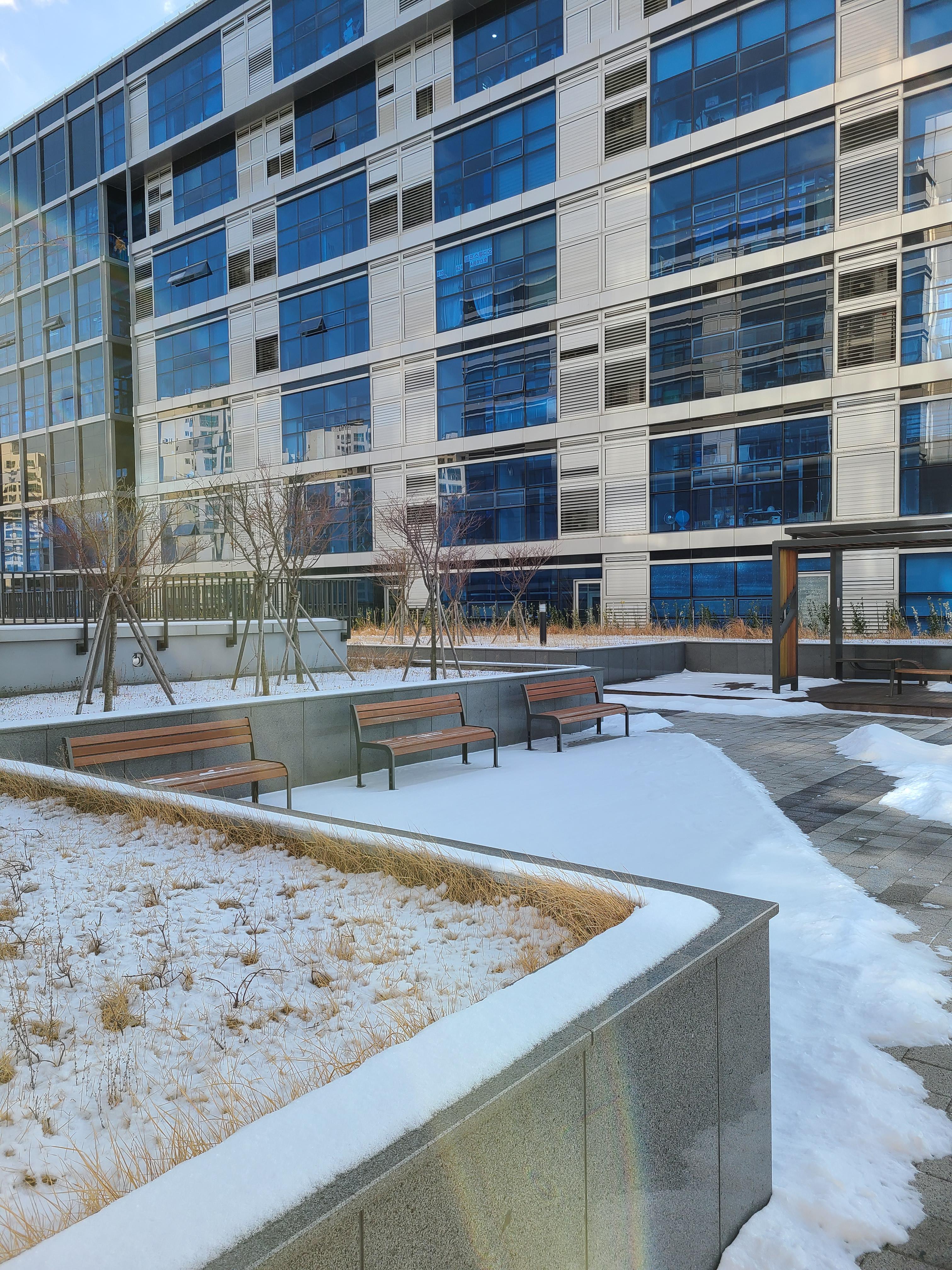 신내 데시앙플렉스 A, B동 중간 연결층