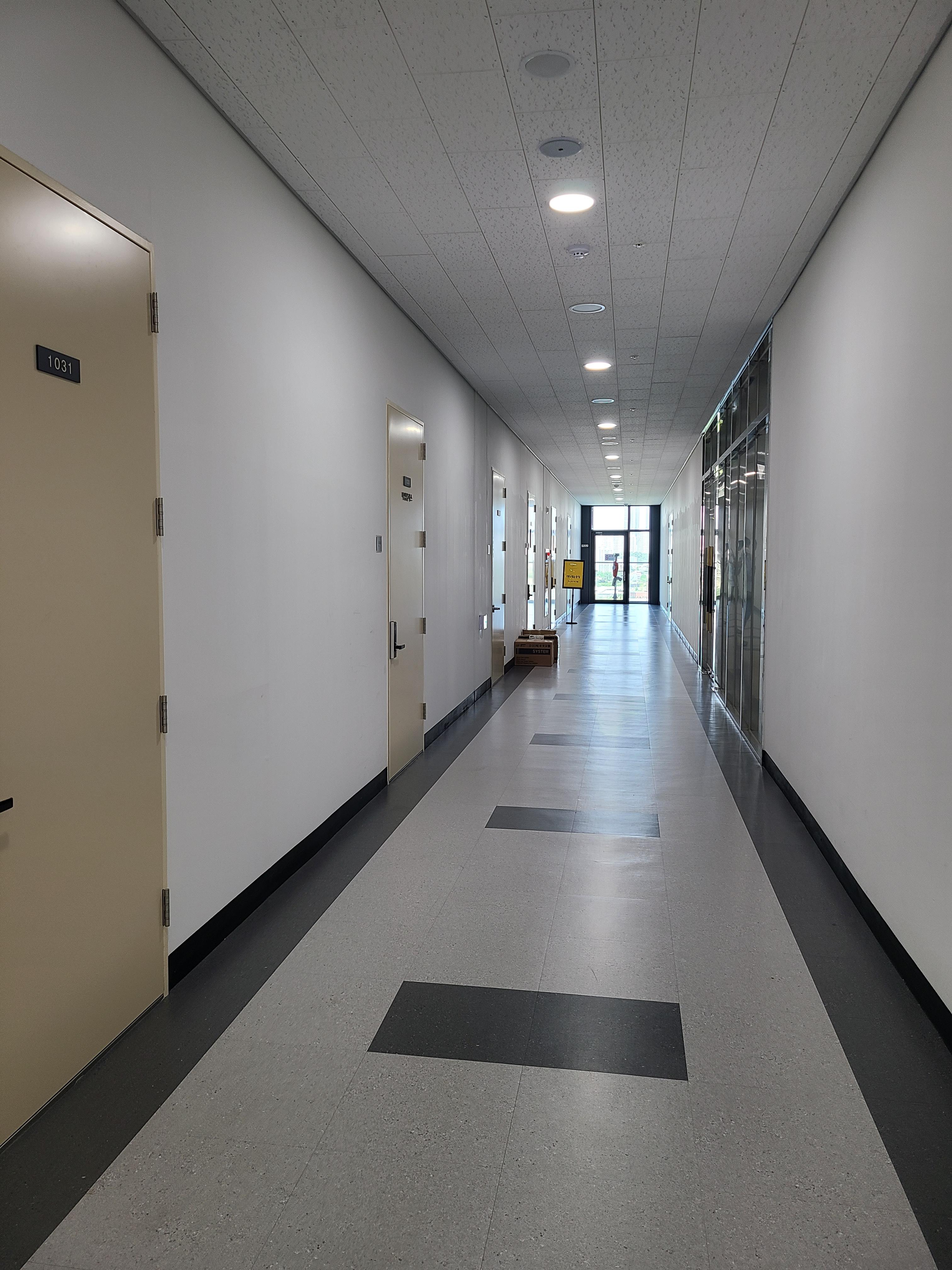 더퍼스트타워 세교 섹션오피스1