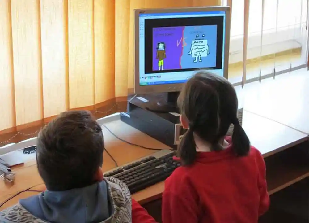 부모가 꼭 알아야 할 사이버 위험-7