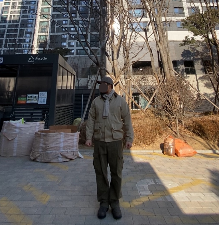 데일리룩('26.1.28.)하운드투스 체크 빈티지 구제 볼캡, 그레이휴 사파리 점퍼 재킷, 세컨모놀로그 코튼 머플러 목도리, 프리즘웍스 카고 팬츠, 블런드스톤 585 러스틱브라운