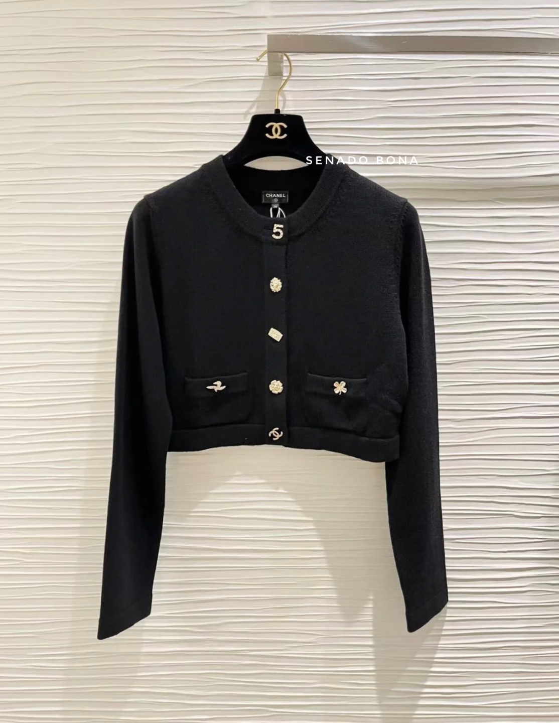 샤넬 22B F/W 캐시미어 가디건 (4컬러) P73483