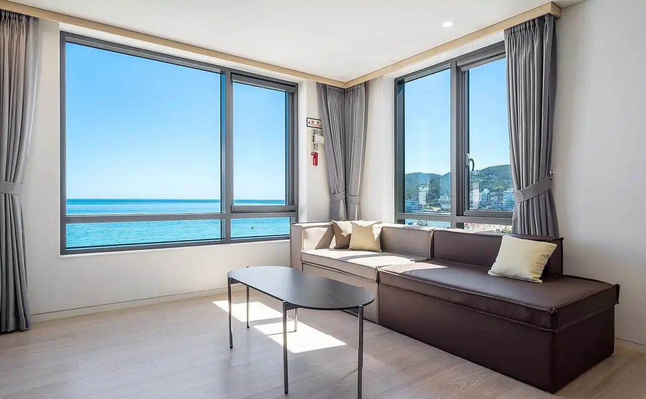 부산-송정-하운드-객실내부