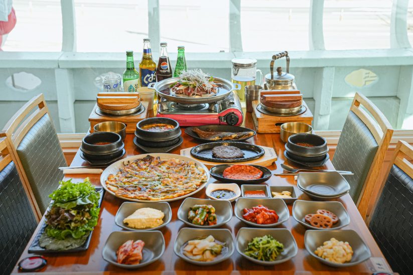 늘봄우렁솥밥정식