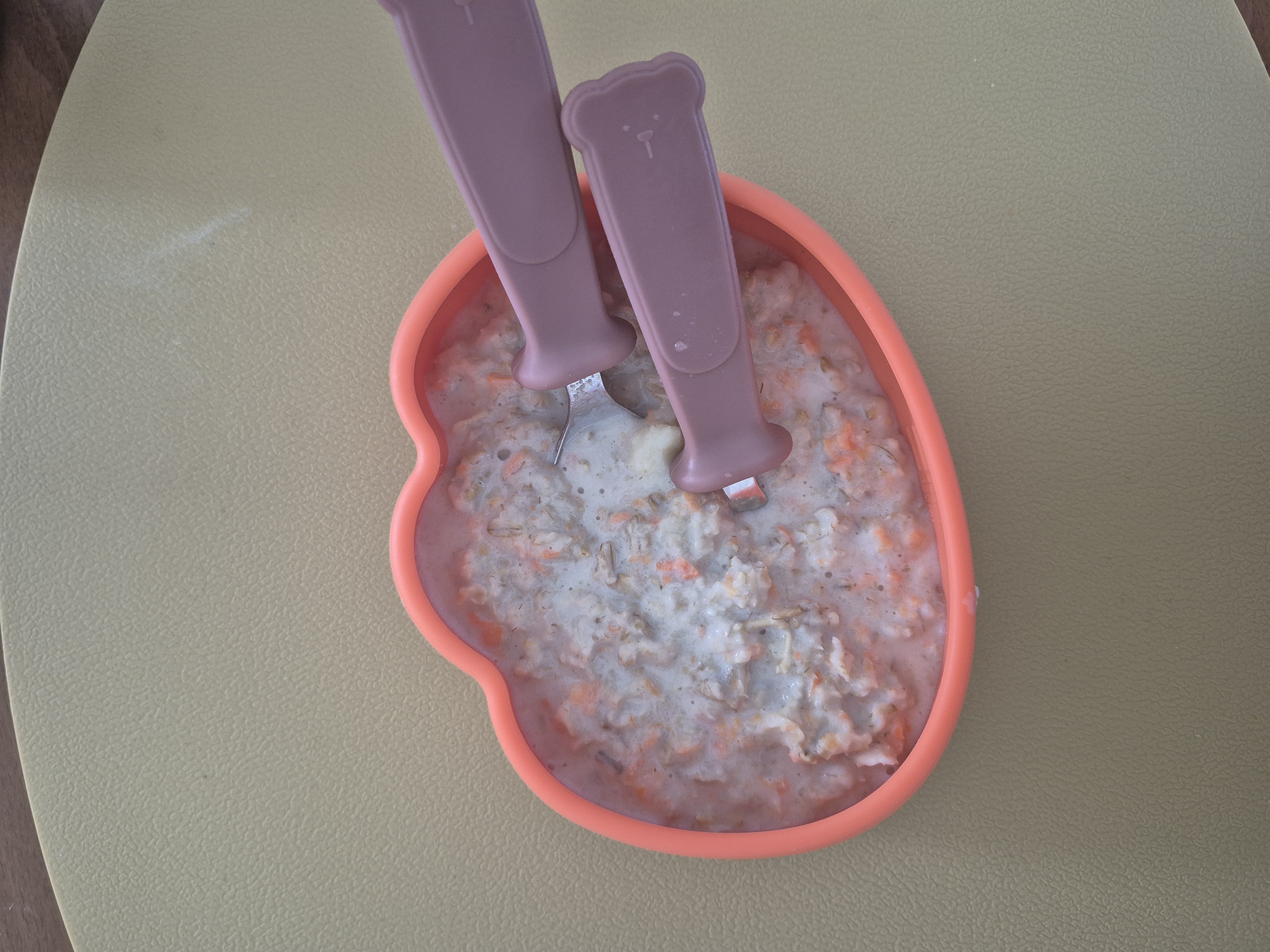 13개월 아기 아침식사 사진