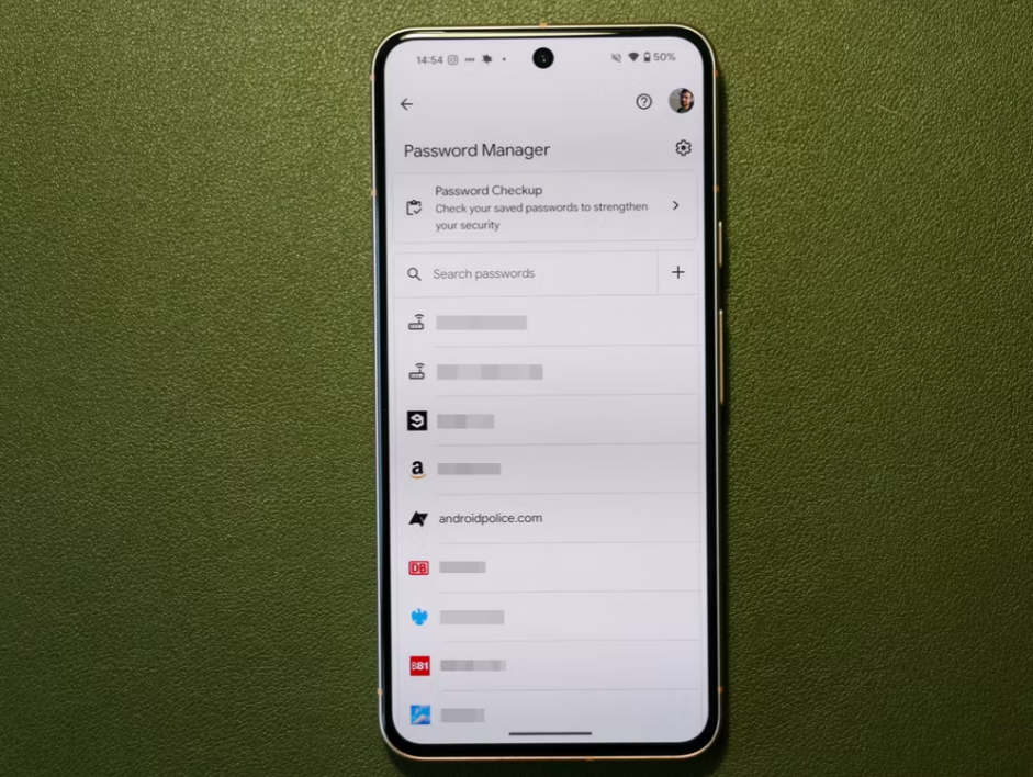 Google Password Manager의 새로운 가족 공유 기능