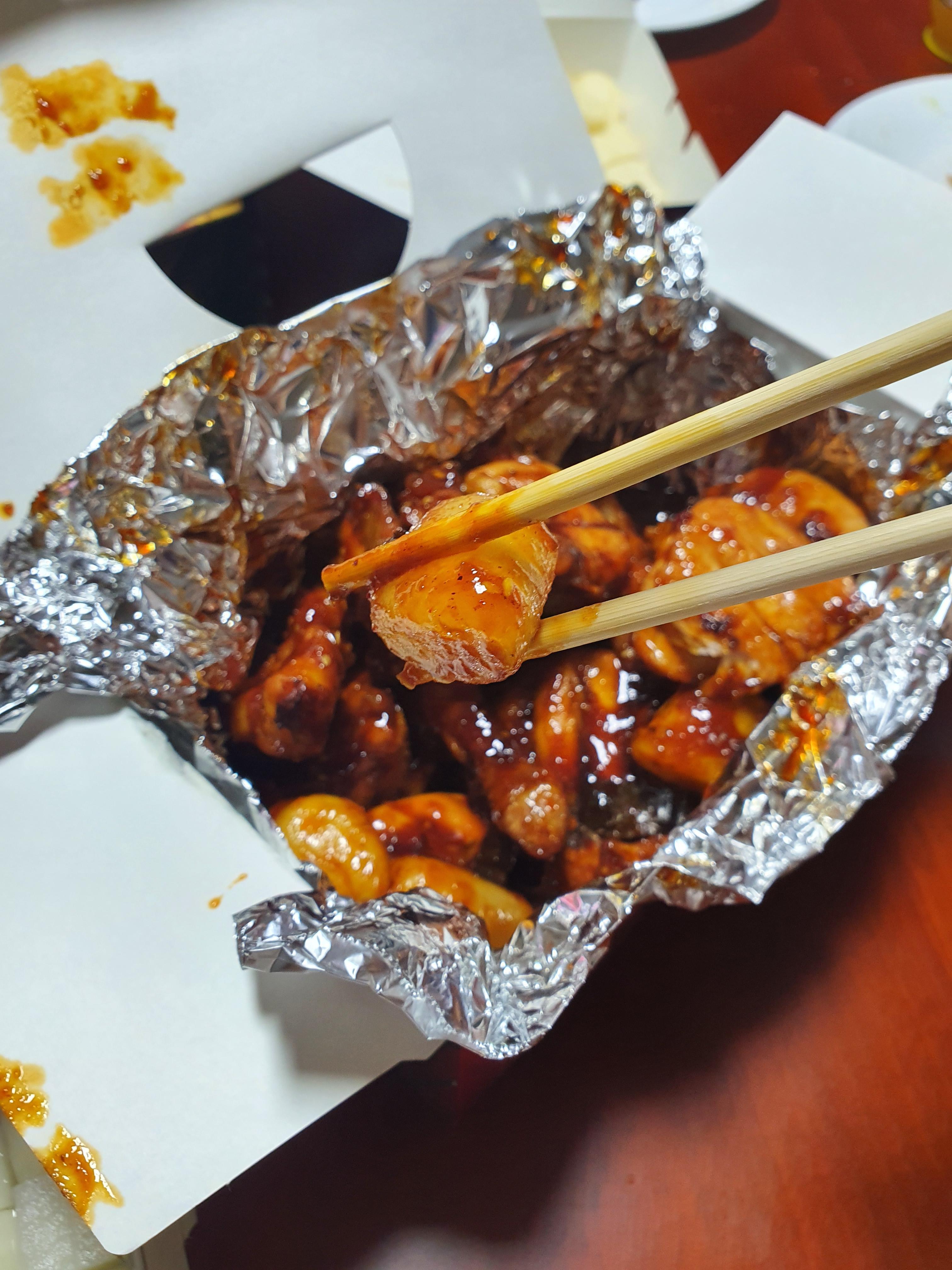 꾸브라꼬 숯불치킨 관저점 떡한조각