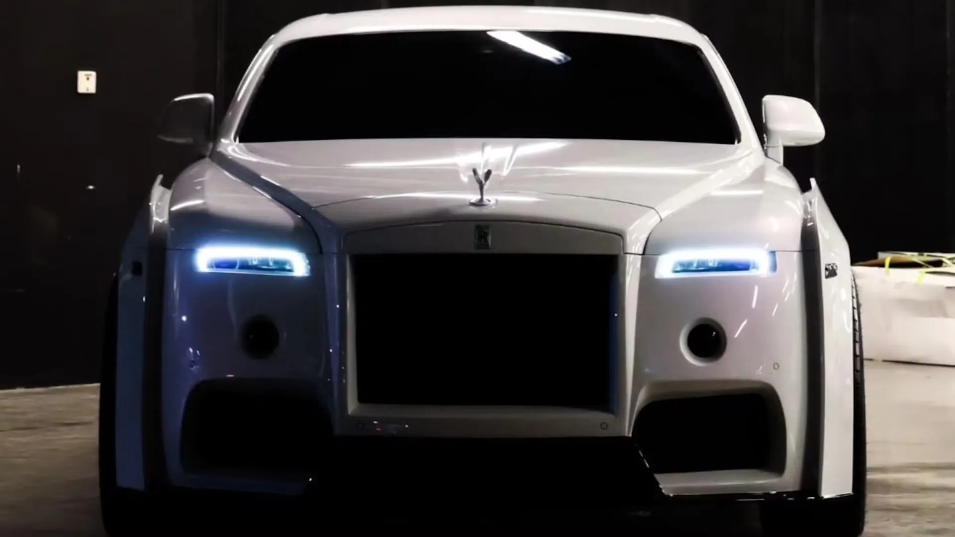 롤스로이스 레이스 아폴로 이미지