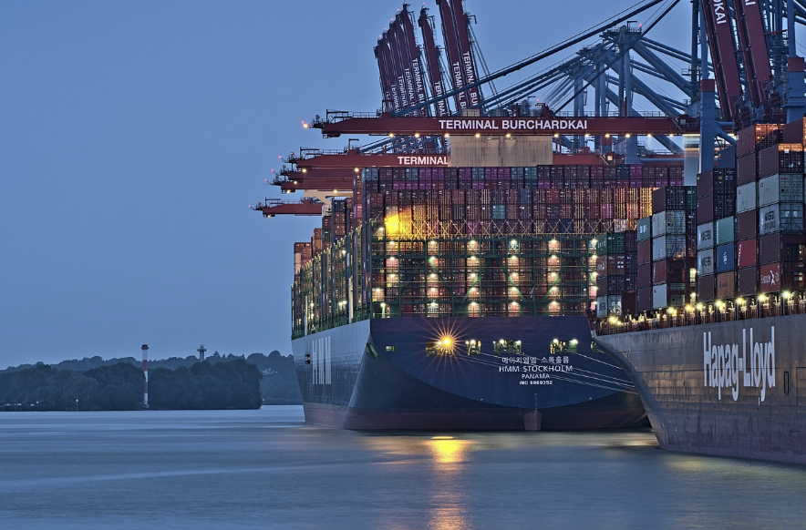 남미의 아마존 MELI의 핵심 사업 물류에 대한 이미지