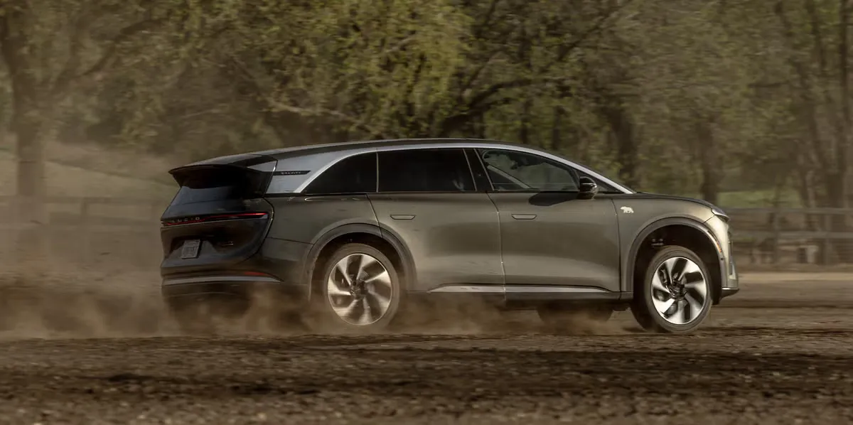 루시드모터스 그래비티 이미지