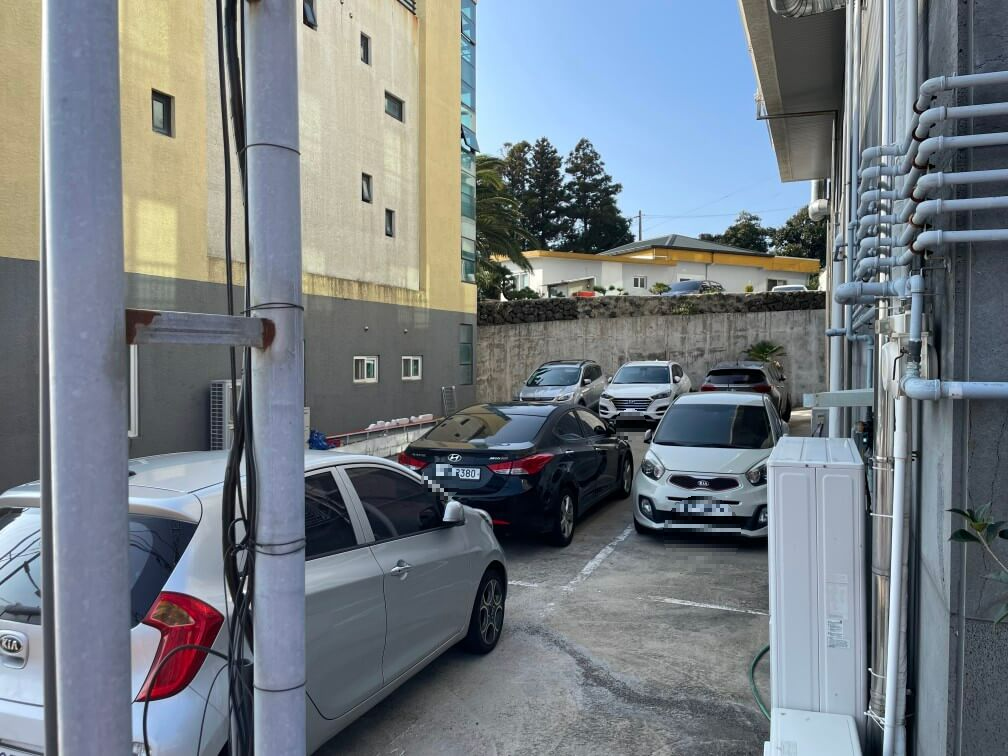 서귀포-금하식당-주차장