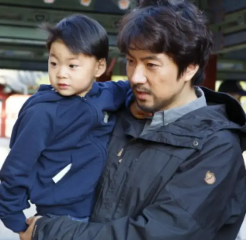 송일국-만세-사진