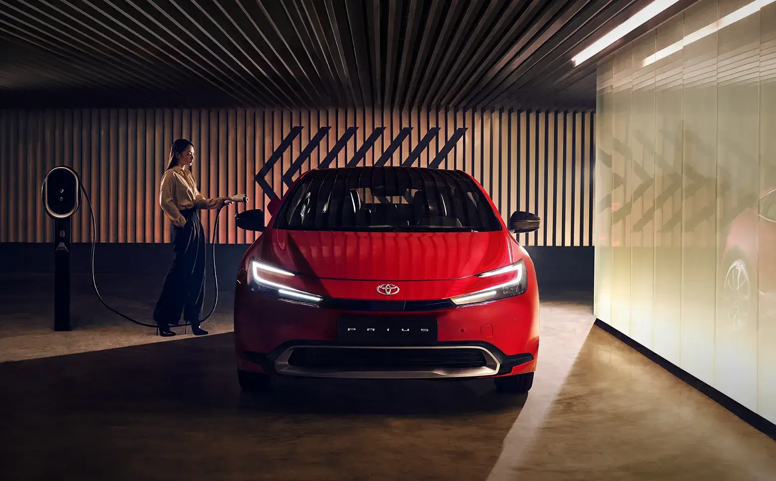 토요타 프리우스 하이브리드 정면 이미지