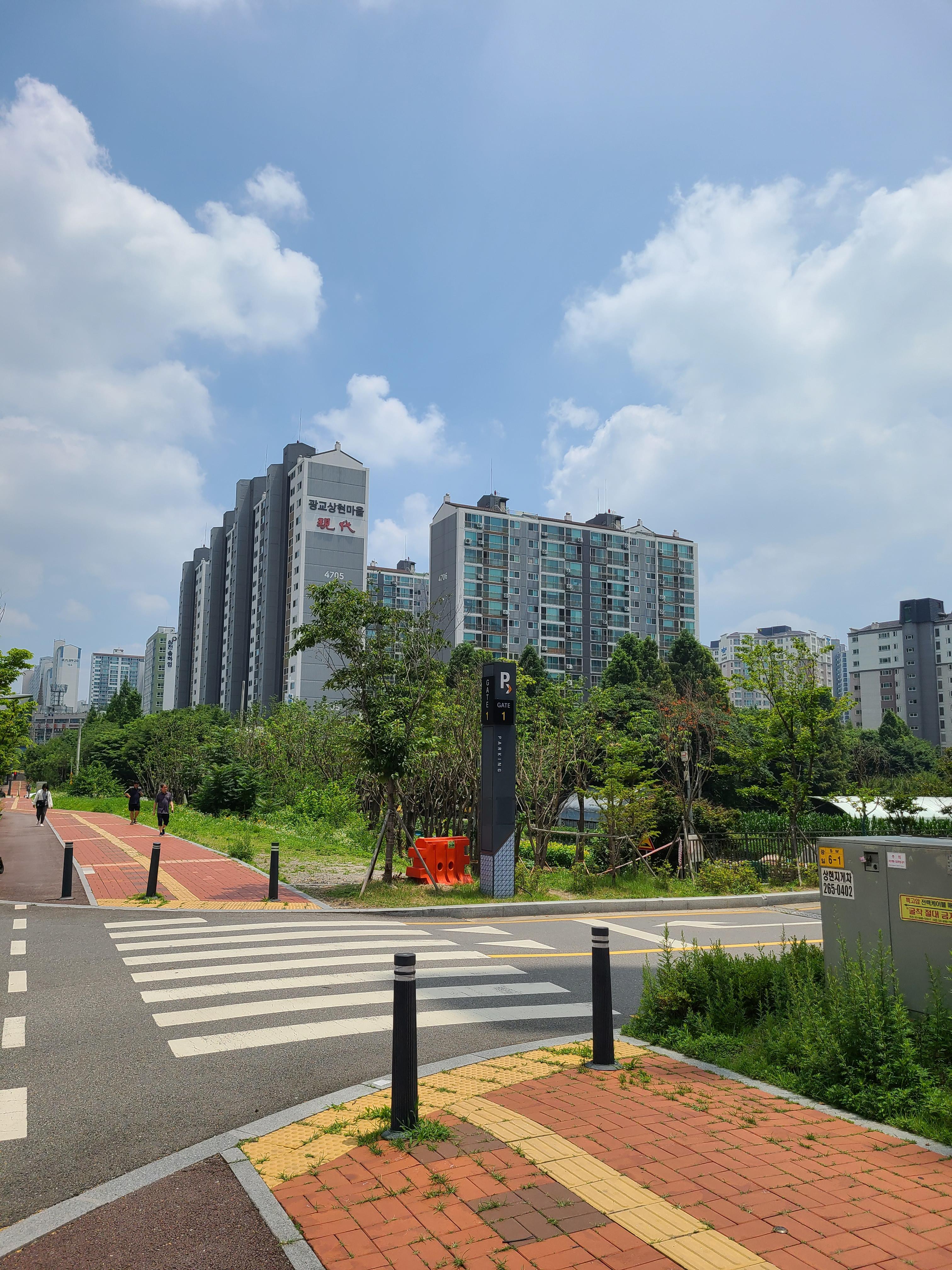 광교 우미뉴브 외관 및 주변환경7