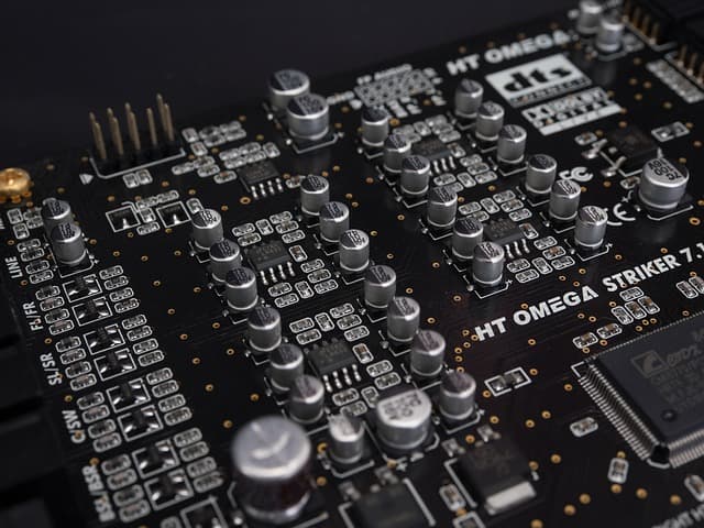 전자기파와 두피 건강: 스마트폰과 컴퓨터가 모발에 미치는 영향