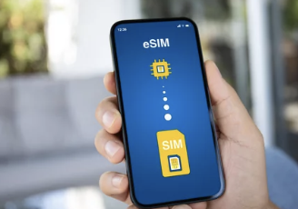 알뜰폰 유심 넣는 사진