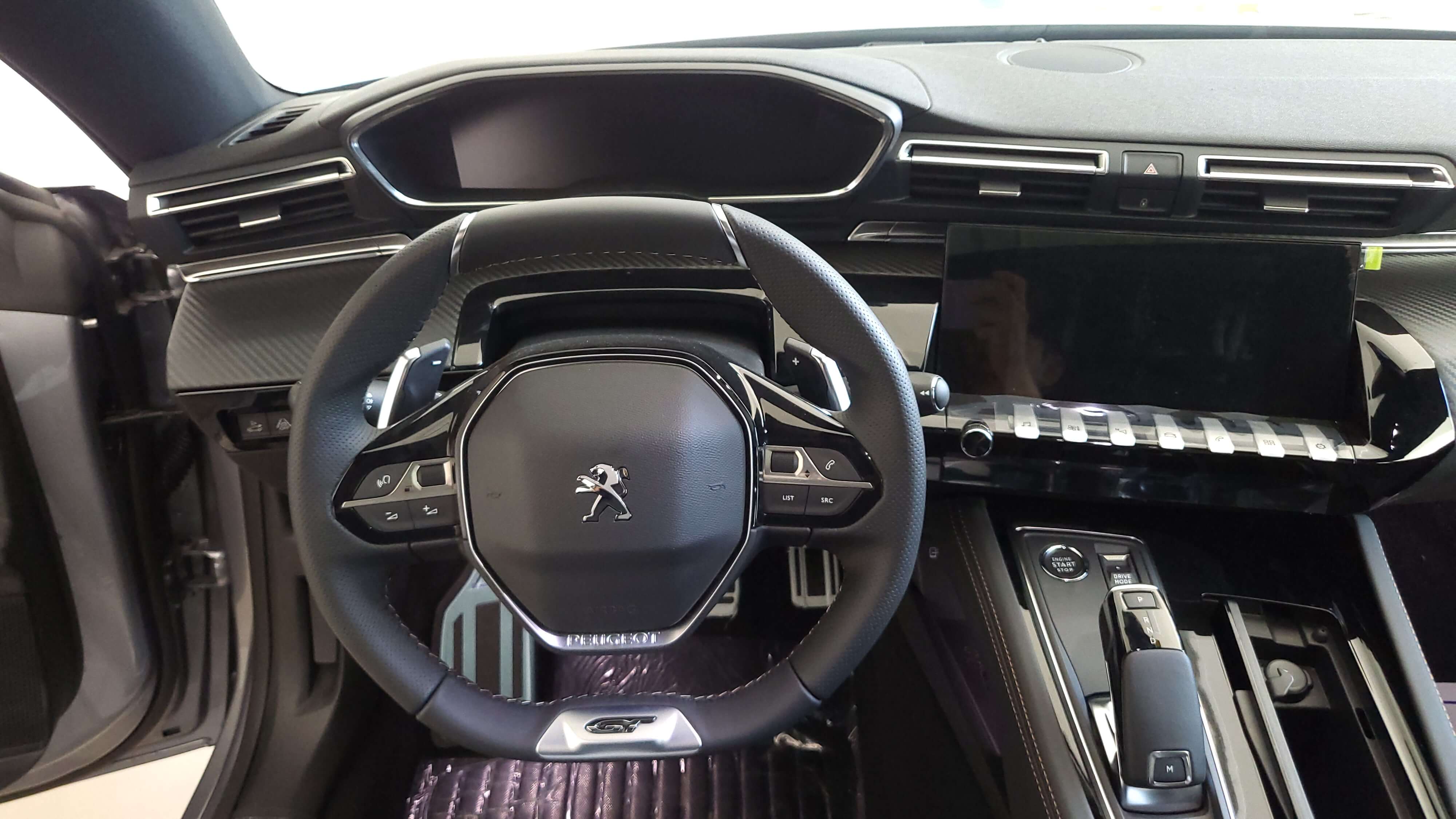 푸조 508 GT