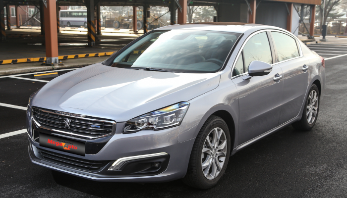 푸조 508 중고차 가격 시세표 유지비