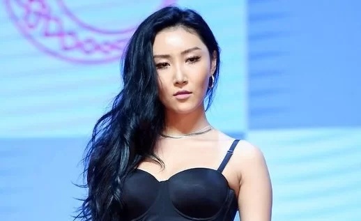 화사 열애 남자친구