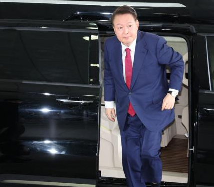 윤석열 구속영장