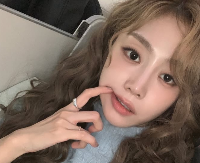 러블리즈 서지수 프로필