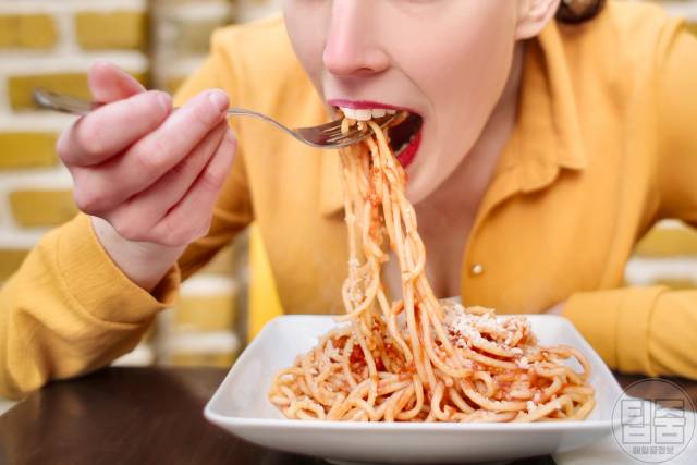 탄수화물 중독 증상 폭식 탄수화물중독자가진단 치료법 극복