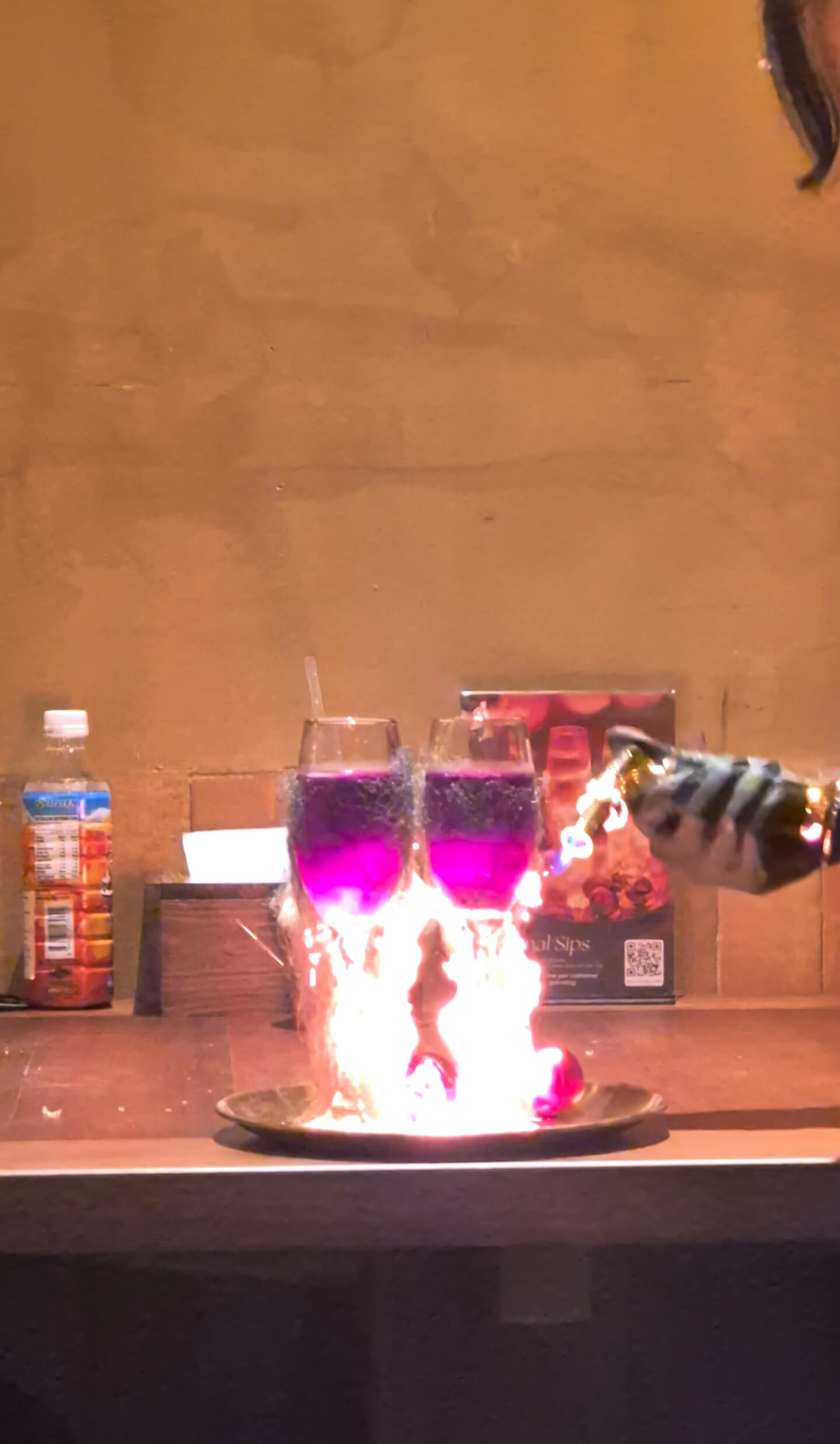 란조 Nh&agrave; h&agrave;ng L&agrave;n Gi&oacute;