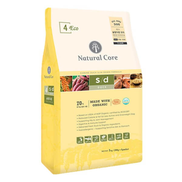 네츄럴코어 사료