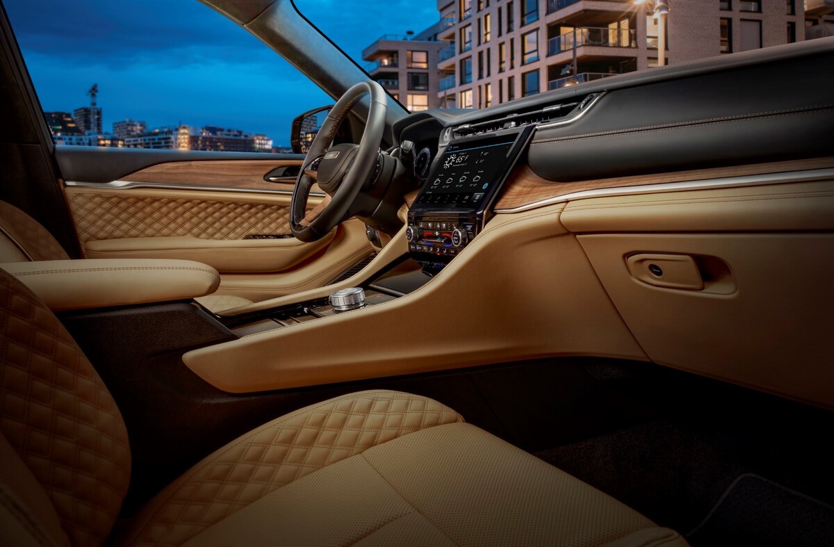 지프 올 뉴 그랜드 체로키