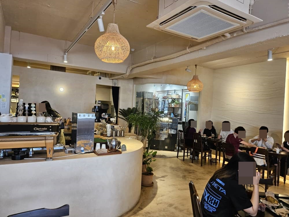 산본 카페 녹던