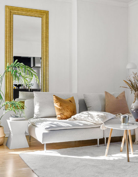 따뜻한 느낌의 집