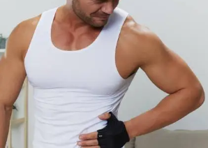 갈비뼈 금간 증상 15