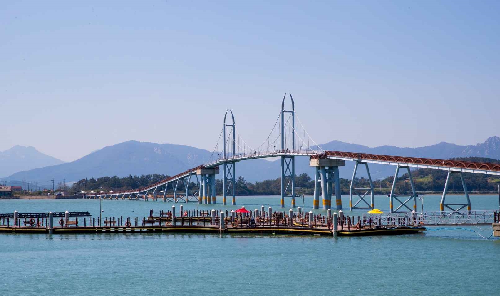 가우도 출렁다리