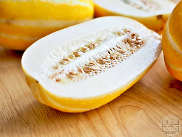 참외 효능 참외씨 참외껍질 참외꼭지 효능 참외부작용 하루섭취량