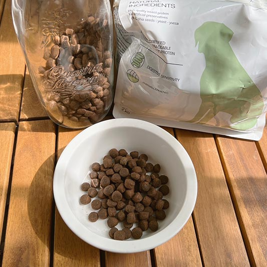 엔토벳-인섹트-사료