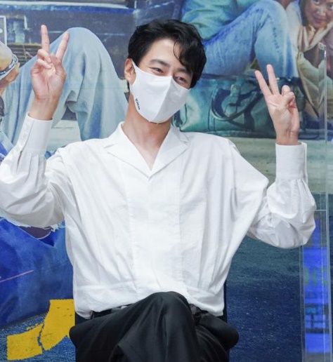 조인성 키 나이 학력