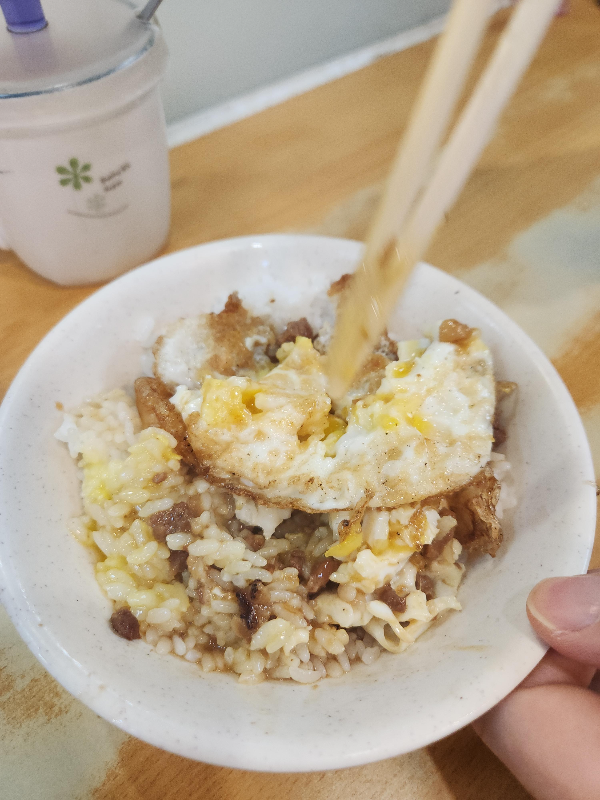 타이베이 스트릿 푸드: 스린 야시장과 라오허제 야시장 및 시먼 탐방_시먼_대만식 돼지 고기 덮밥