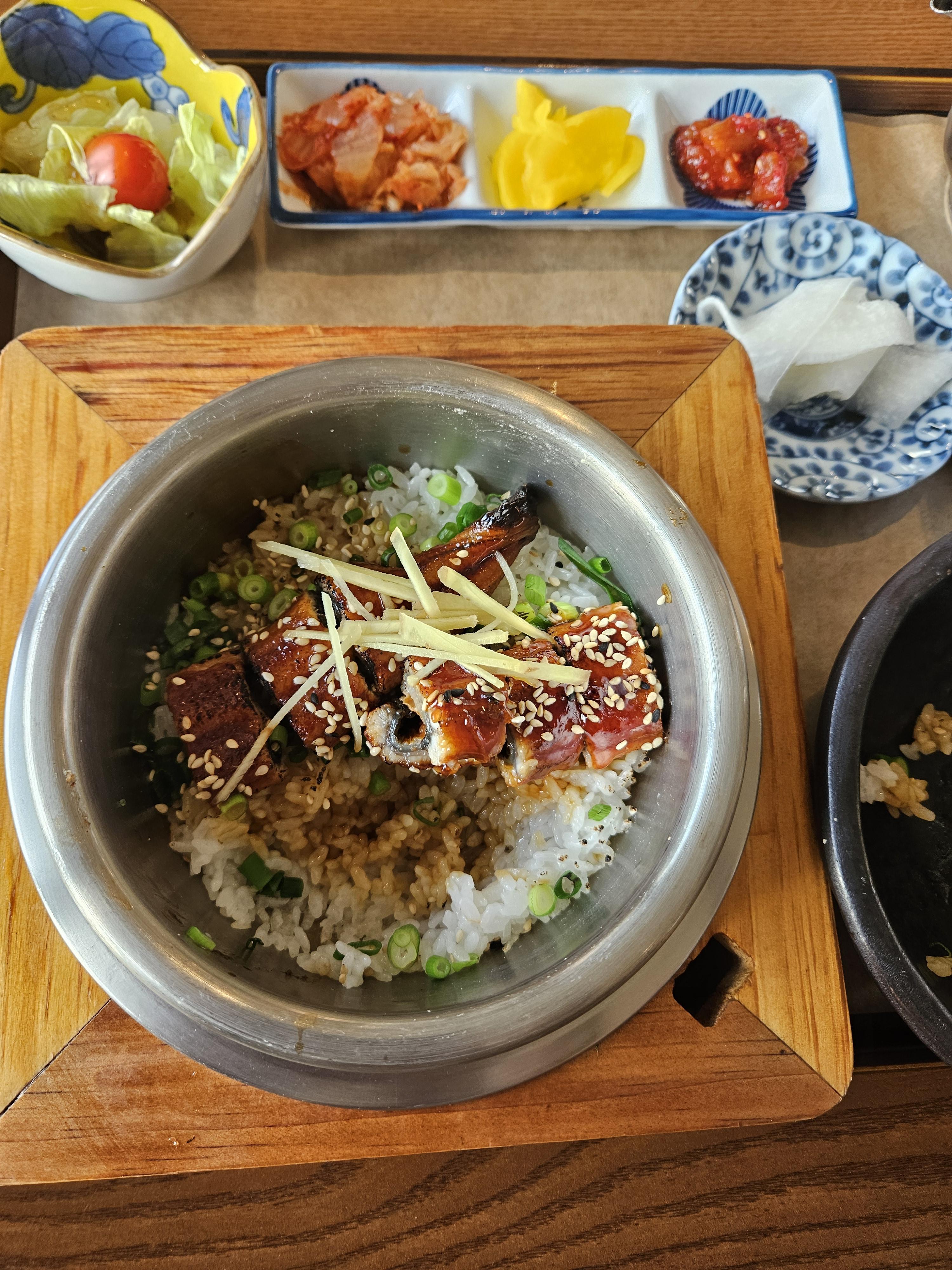 아일랜드 리솜 - 담솥 - 장어 솥밥