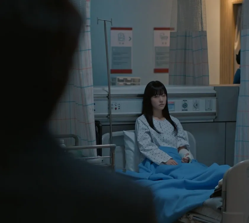 이토록 친밀한 배신자 장하빈 사진