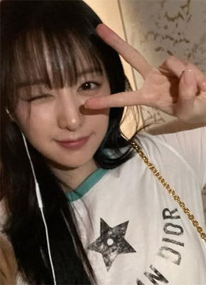 배우 김지원
