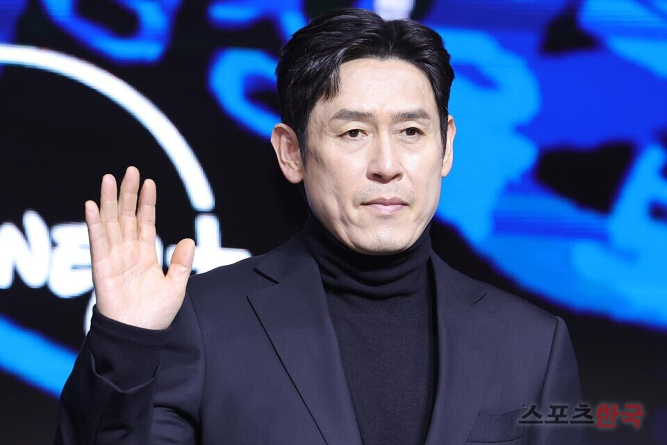 묵직한 연기의 장인, 설경구 – 인물에 녹아든 배우, 대중과의 거리, 그리고 진짜 배우의 존재감