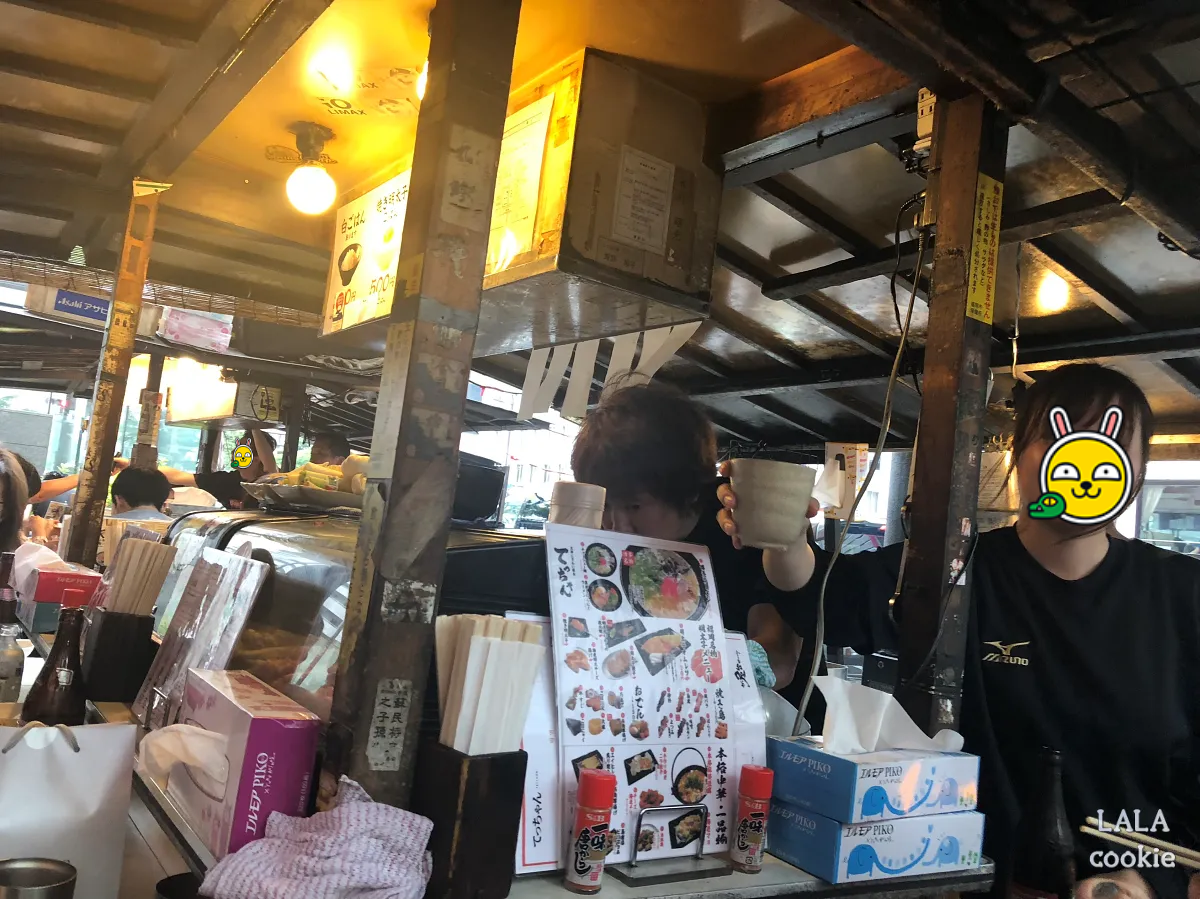 후쿠오카-텐진-다이마루-백화점-포장마차-거리-야타이-후기-포장마차-등불과-메뉴판