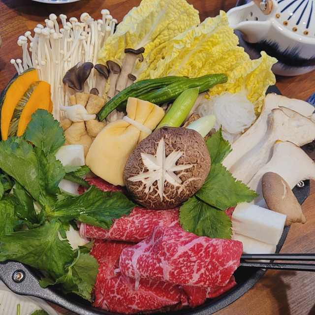 강릉 맛집 베스트10 현지인 추천 강원도여행 강릉 하월당 초당짬뽕순두부 초당옥 경포대불타는횟집 강릉꼬막비빔밥 풍호맛뜨락 찐수산대게횟집 주문진방파제회센터본점 주문진홍게무한리필 피쉬맨대게횟집 경포대본점 고향마을숯불돼지갈비 강릉유환식당 브로콜리모던키친