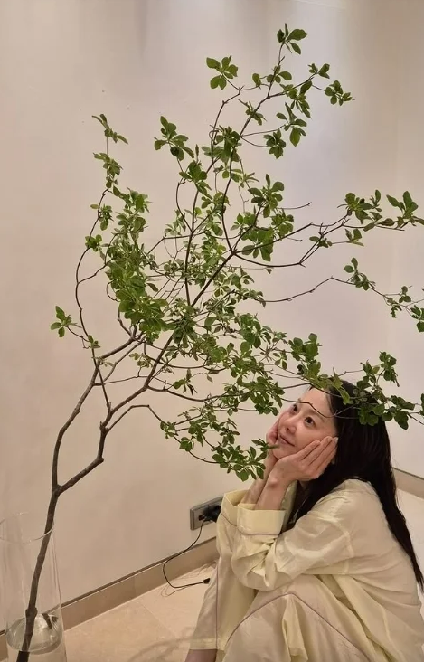 고현정민낯남사친케이크,고현정 건강 회복,남사친 케이크 의미,고현정 SNS,사마귀 드라마,민낯 셀카