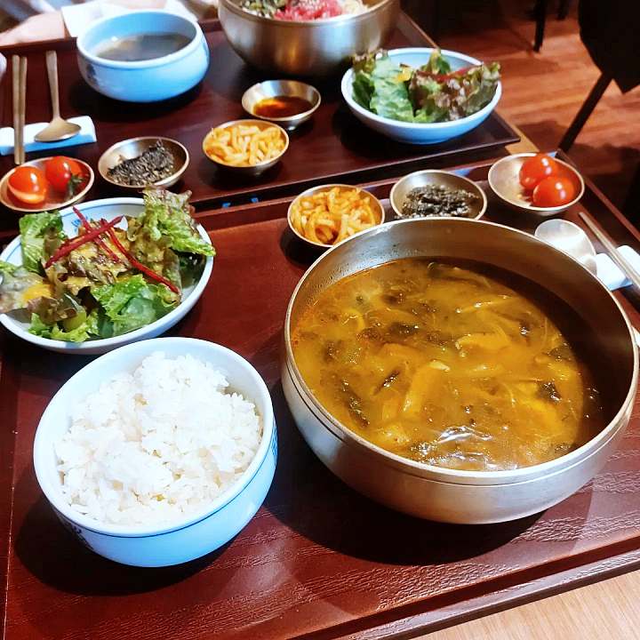 보자기 비빔밥 미쉐린 미슐랭 식당 비건 꽃밥 눈개승마 한우 흑산도 우럭 종로 북촌 인사동 맛집