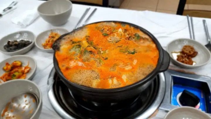 식객 허영만 백반기행 177회 윤소이 편 새우탕 메기 매운탕 메기탕 합천 맛집 소개